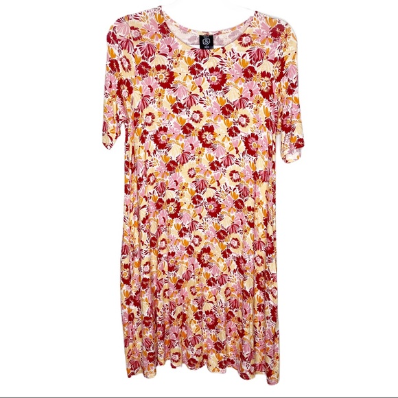 Agnes & Dora Dresses & Skirts - NWT Agnes & Dora Spring Floral Swing Tunic Dress